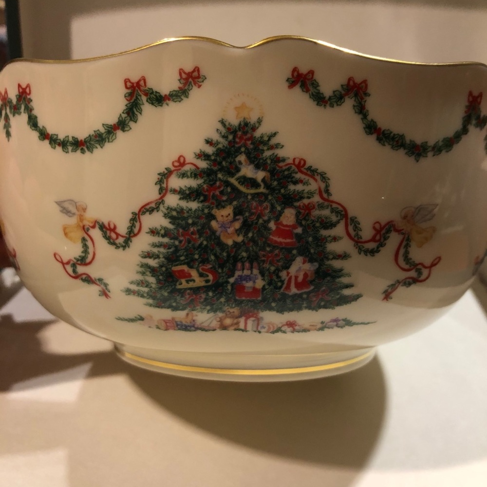 Lenox The Joys of Christmas Bowl